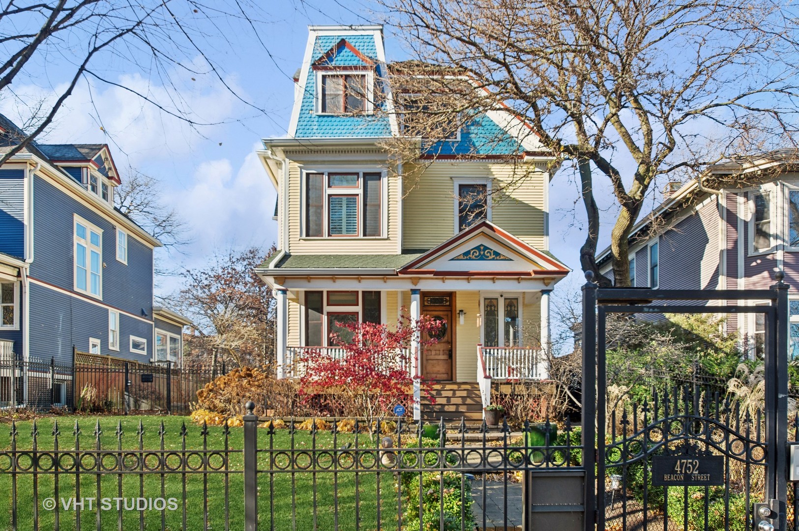 4752 N Beacon Street Property Photo 2