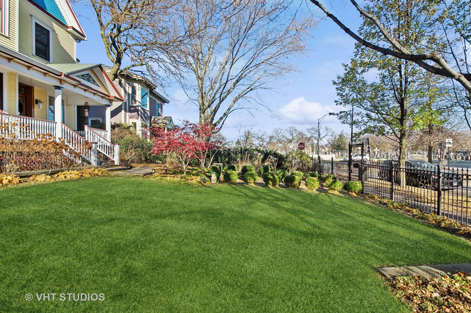 4752 N Beacon Street Property Photo 6