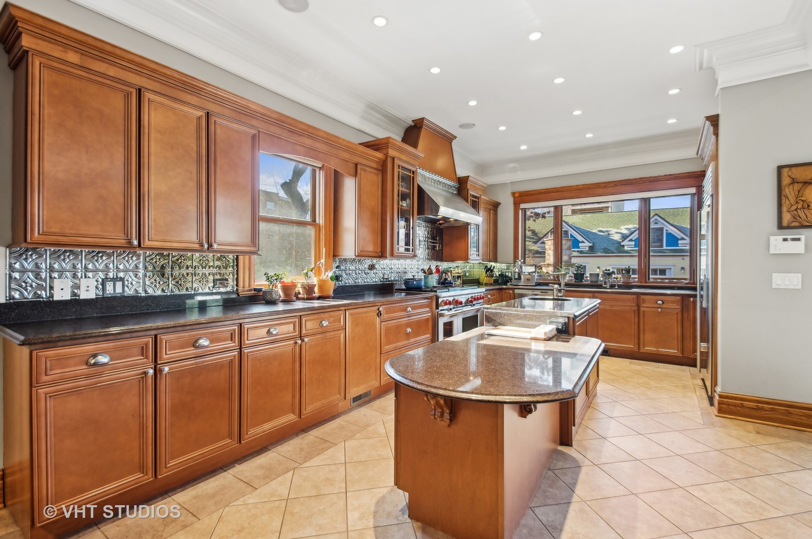 4752 N Beacon Street Property Photo 23