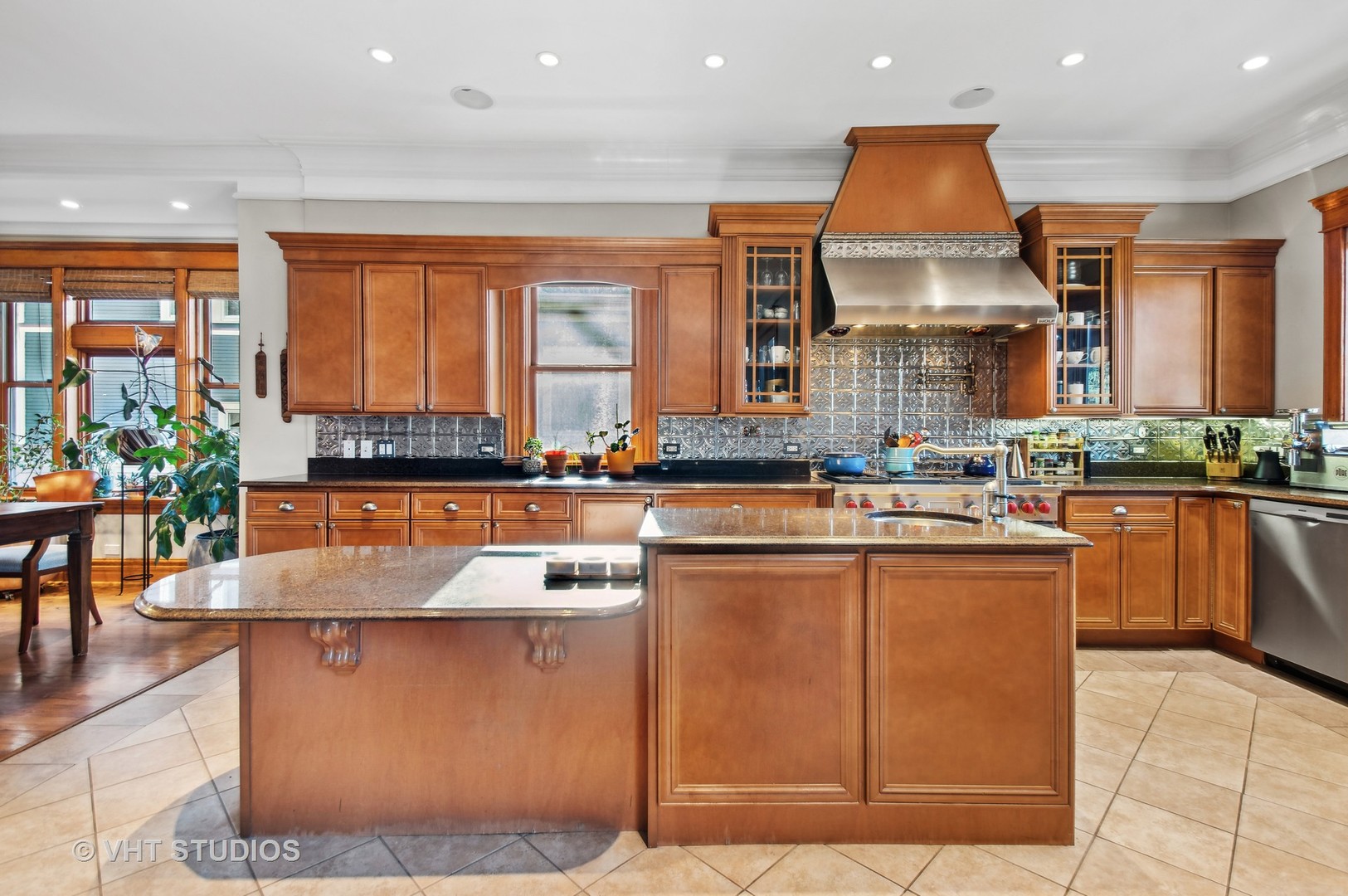 4752 N Beacon Street Property Photo 24