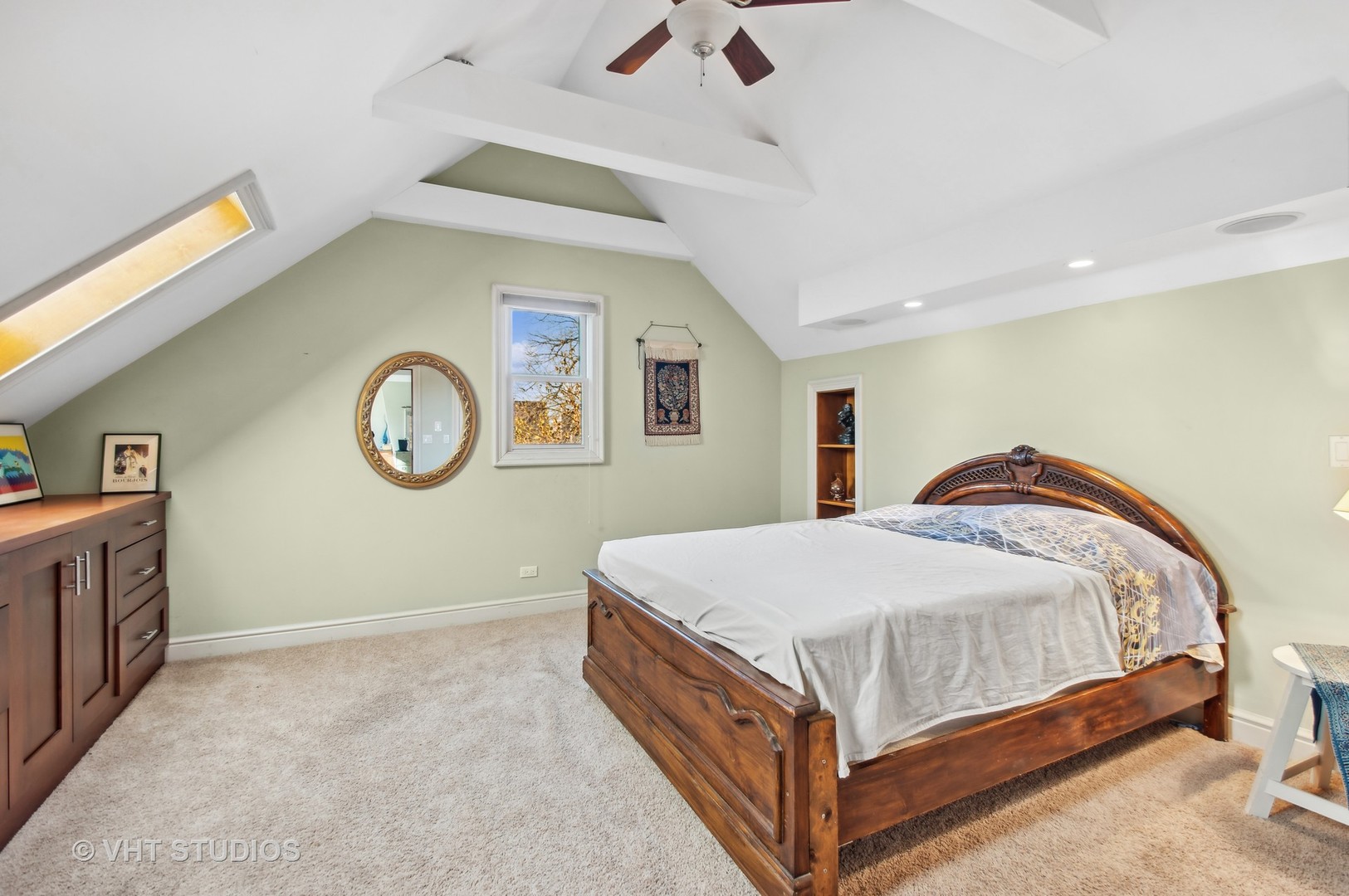4752 N Beacon Street Property Photo 52