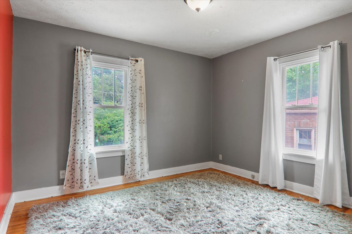 1014 E Washington Street Property Photo 12