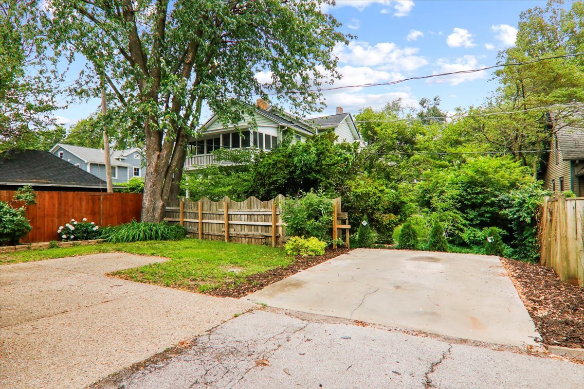 1014 E Washington Street Property Photo 23