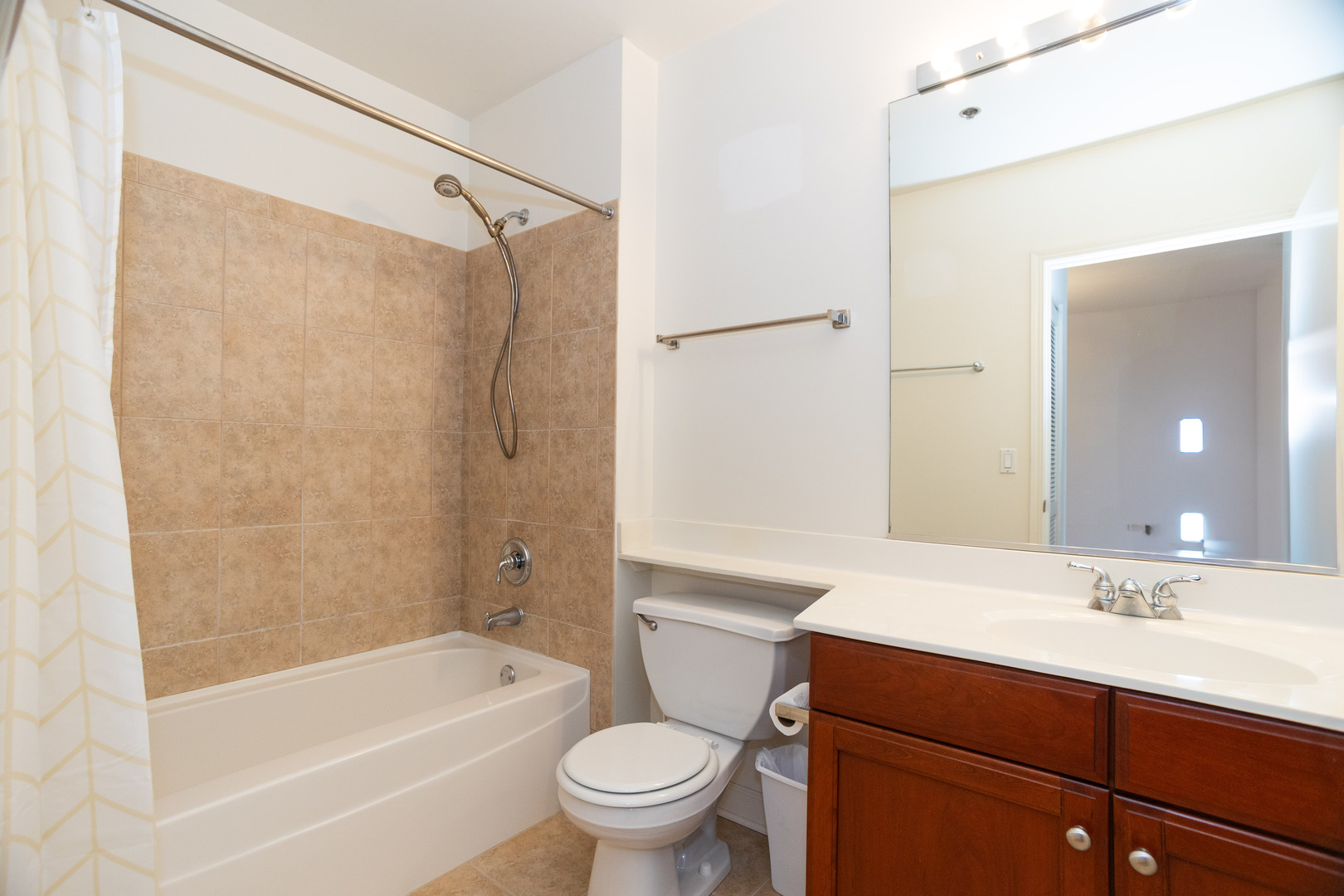 1335 S Prairie Avenue 1609 Property Photo 15