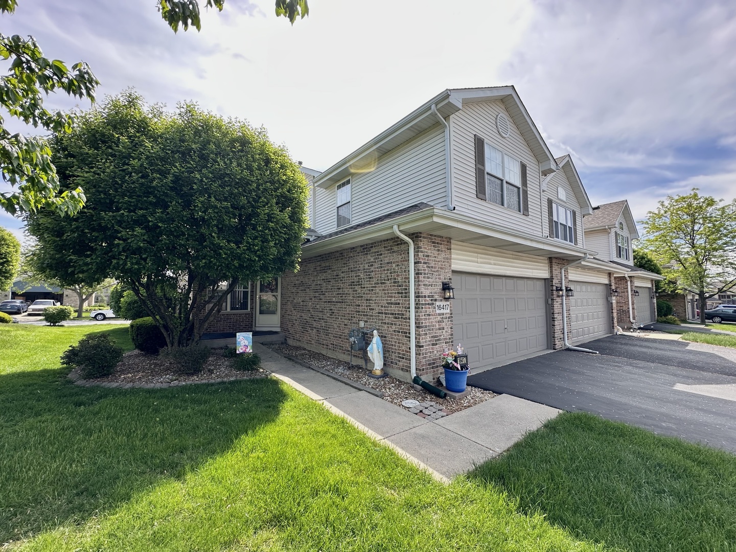 16417 Francis Court Property Photo