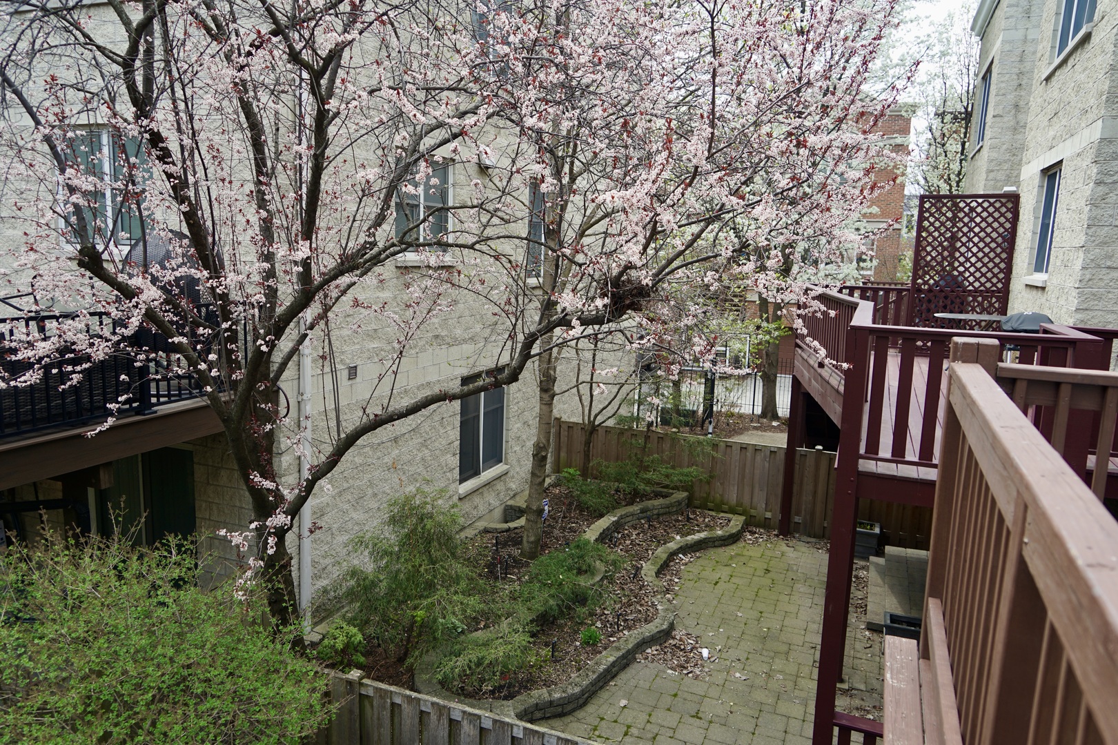 19 W 15th Street Property Photo 40