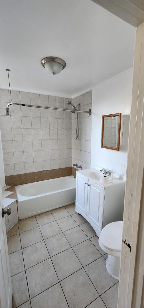 913 N Lawndale Avenue 2 Property Photo 29