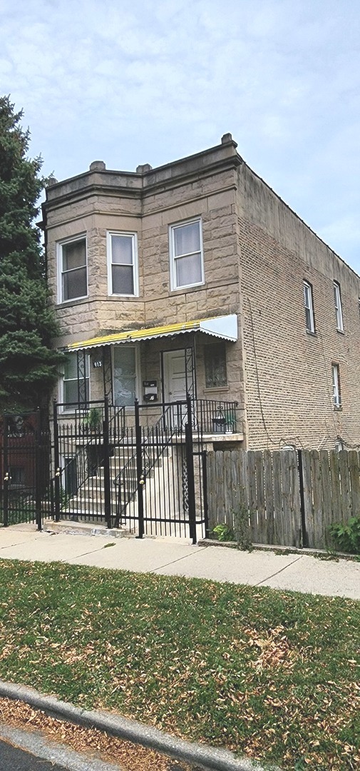 913 N Lawndale Avenue 2 Property Photo 32
