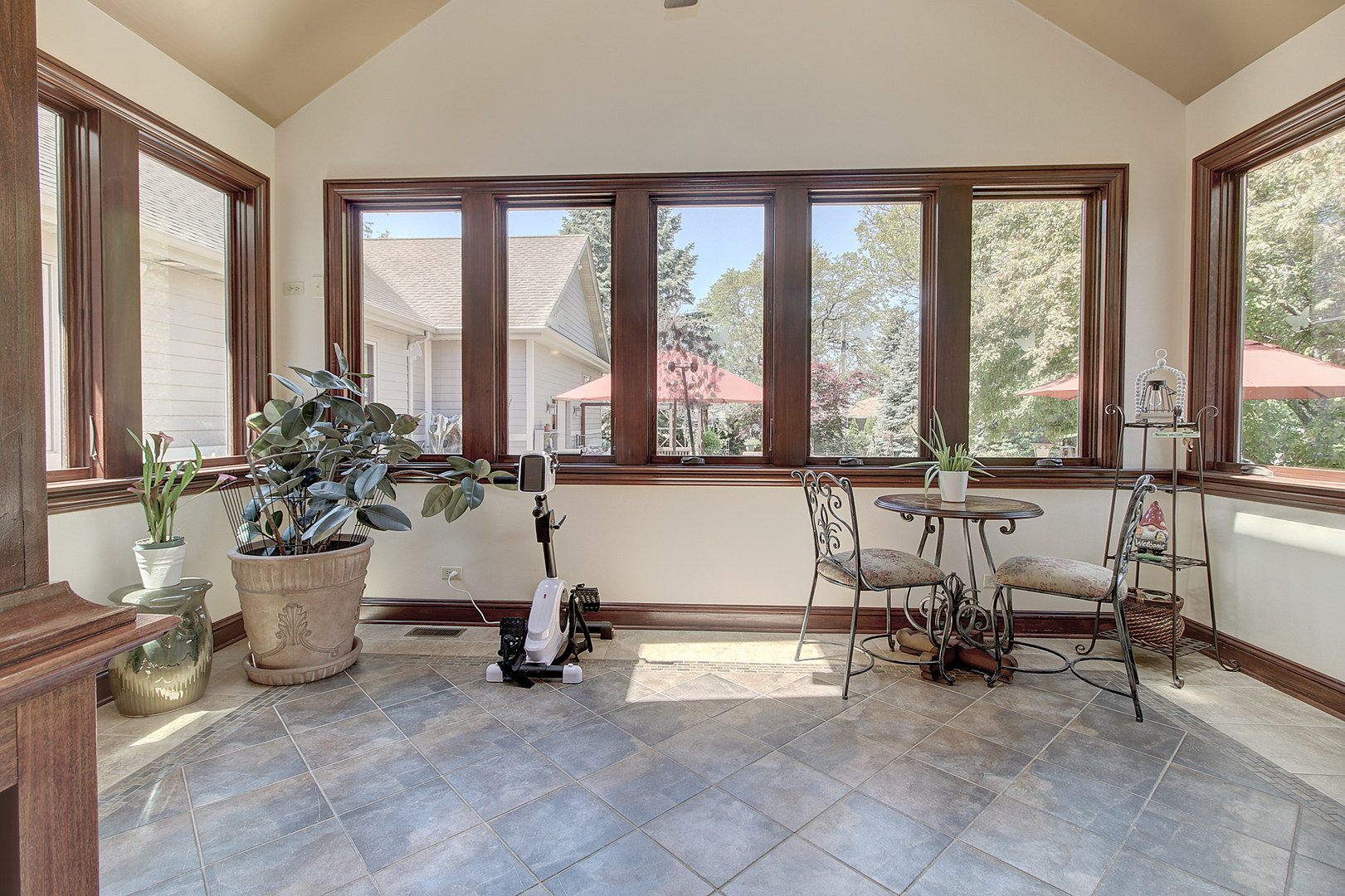 2601 Commonwealth Avenue Property Photo 22