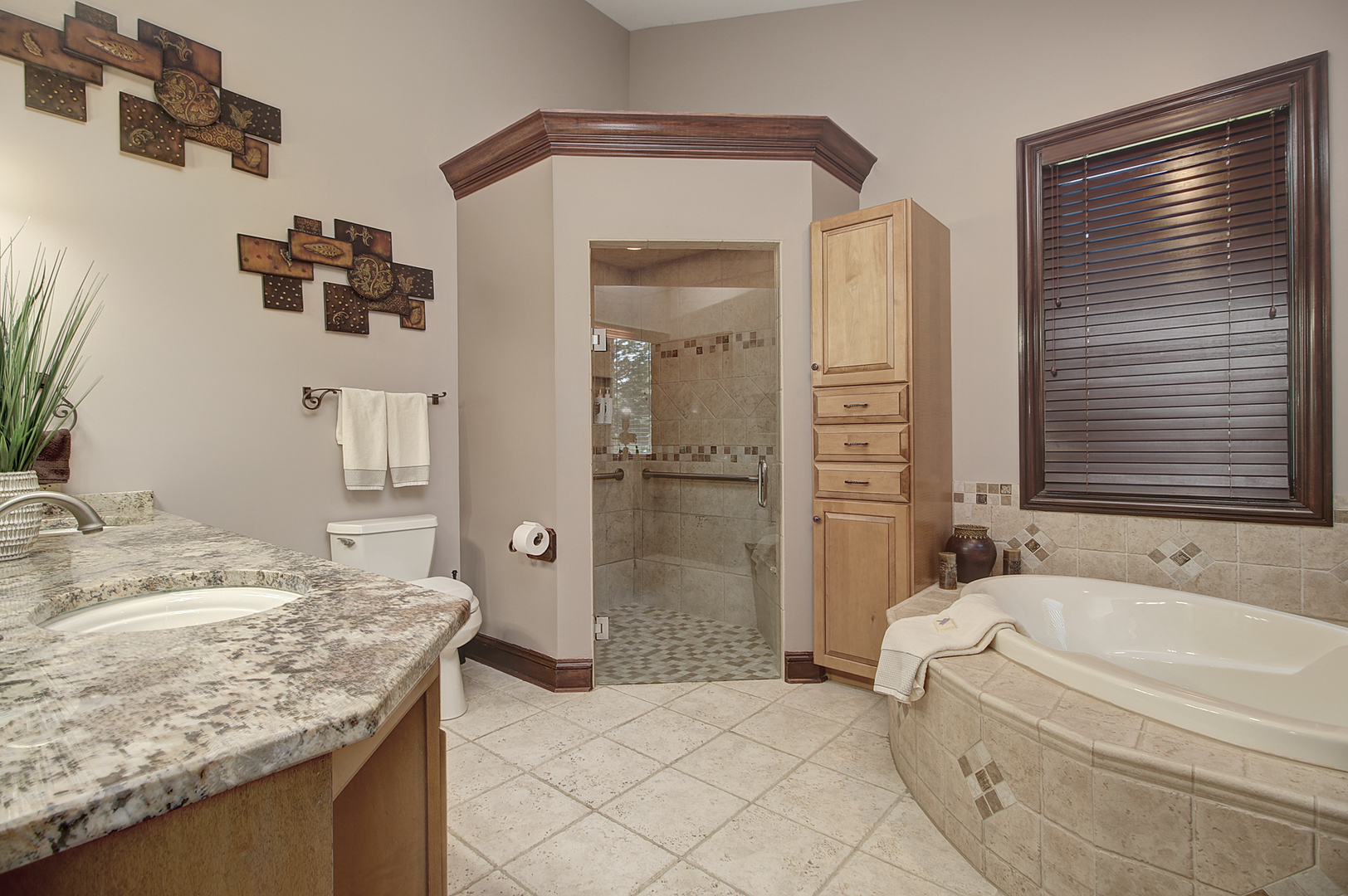 2601 Commonwealth Avenue Property Photo 28