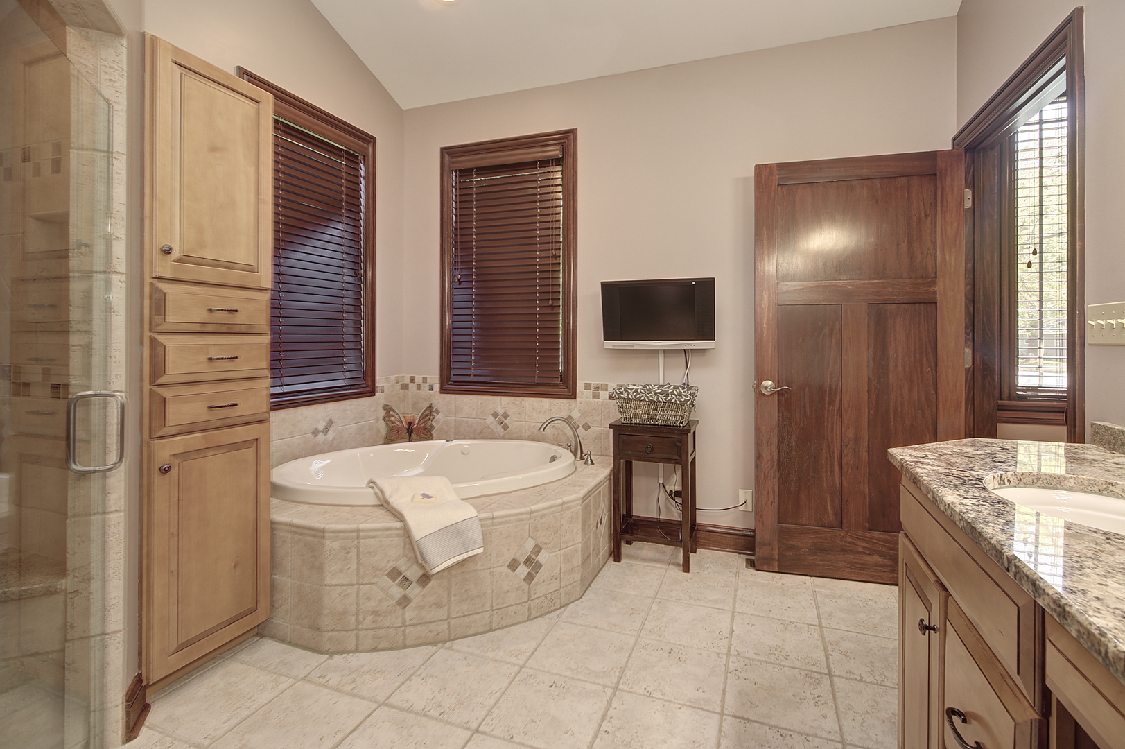 2601 Commonwealth Avenue Property Photo 29