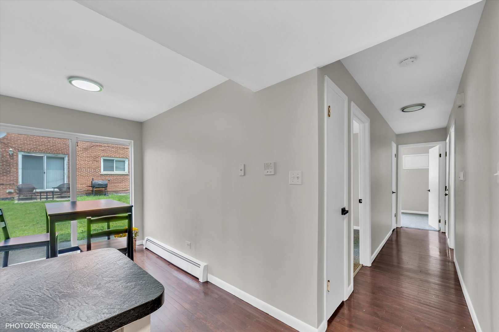 16035 Laramie Avenue Property Photo 7