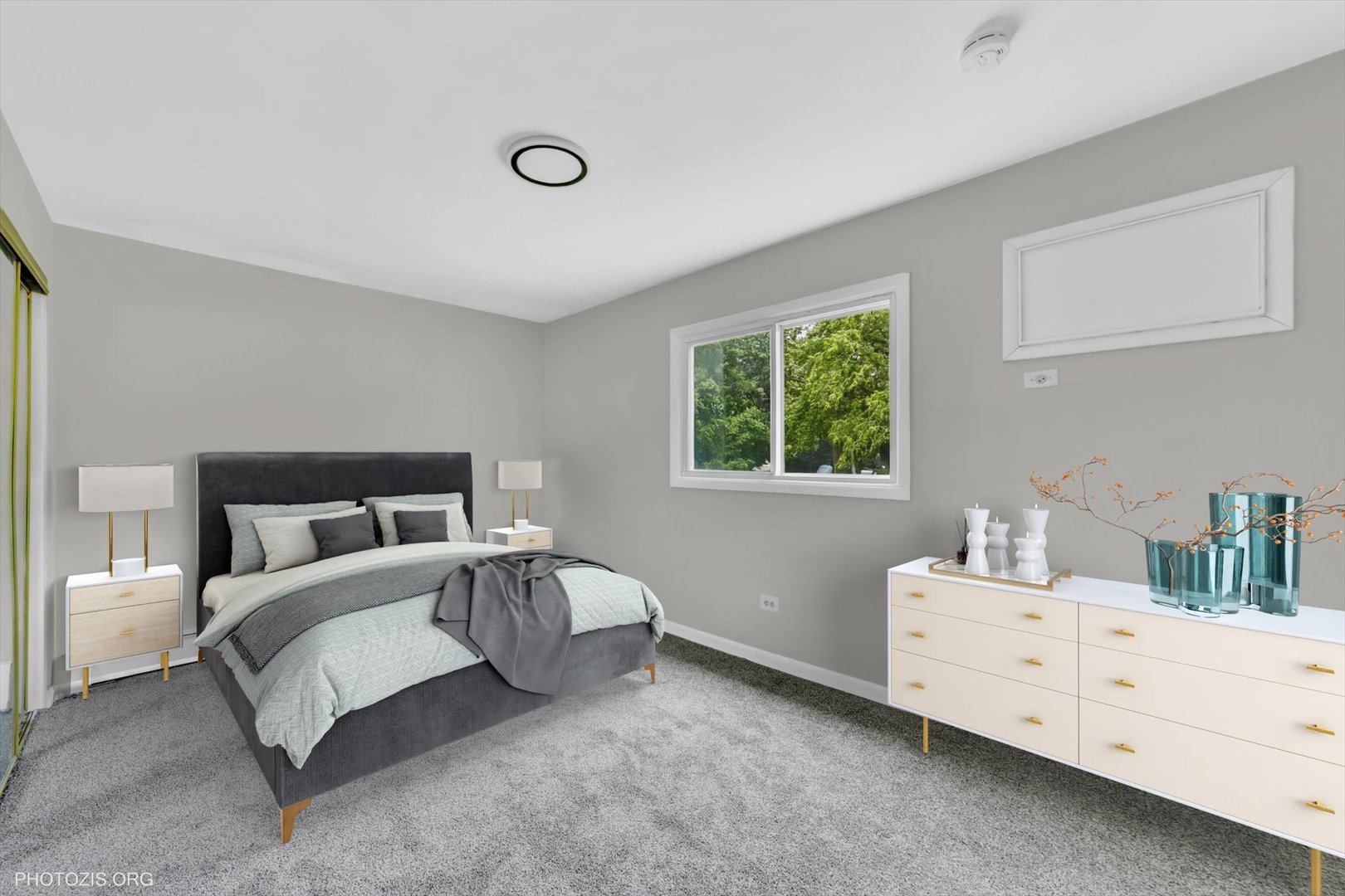 16035 Laramie Avenue Property Photo 8