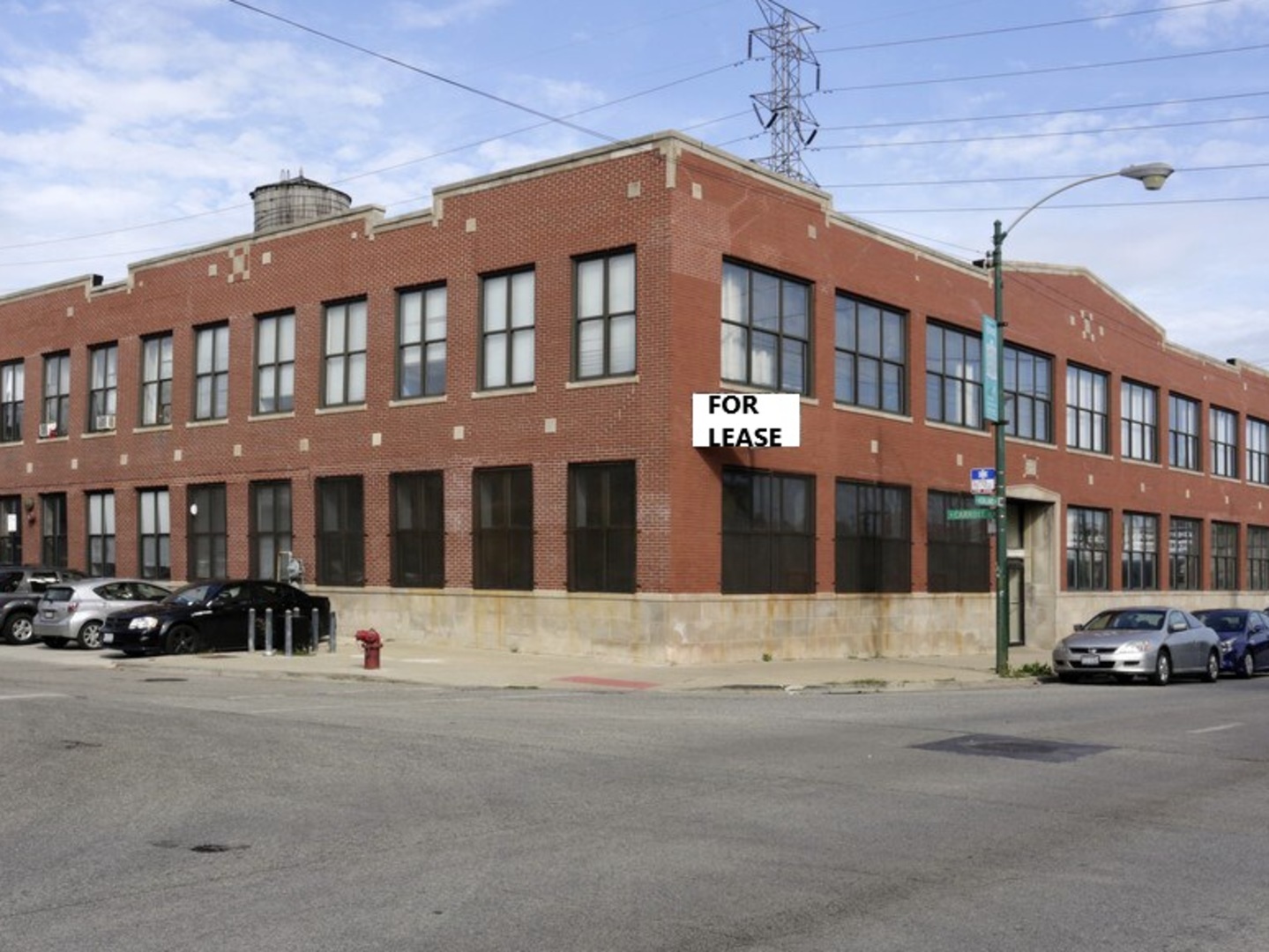348 N Ashland Avenue Property Photo 1