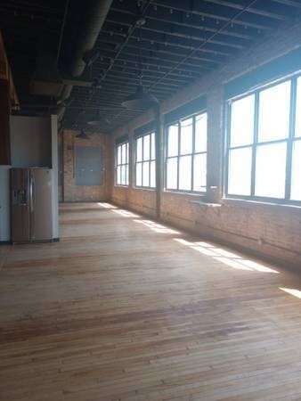 348 N Ashland Avenue Property Photo 12