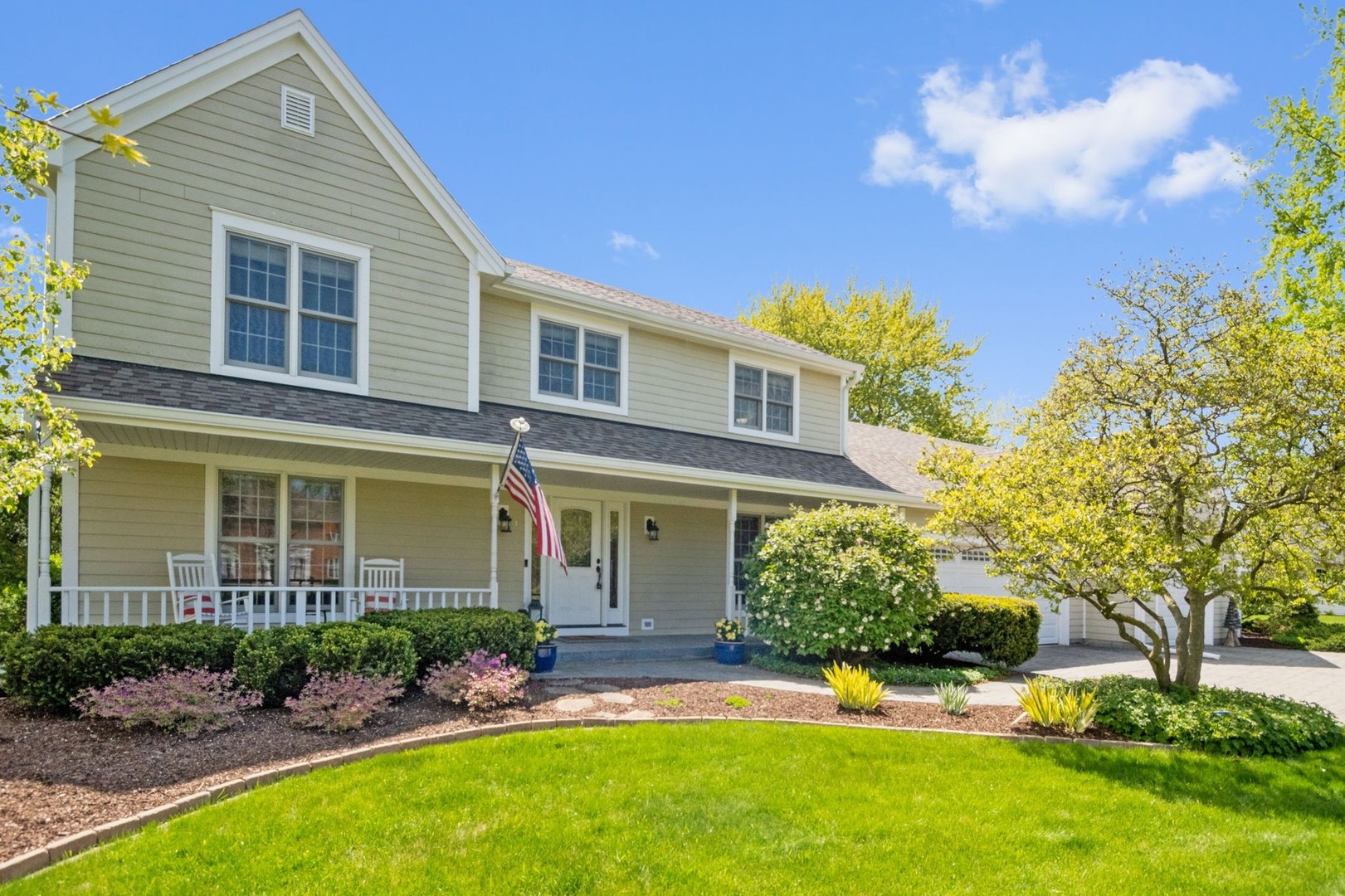 1527 Steeplechase Court Property Photo 1