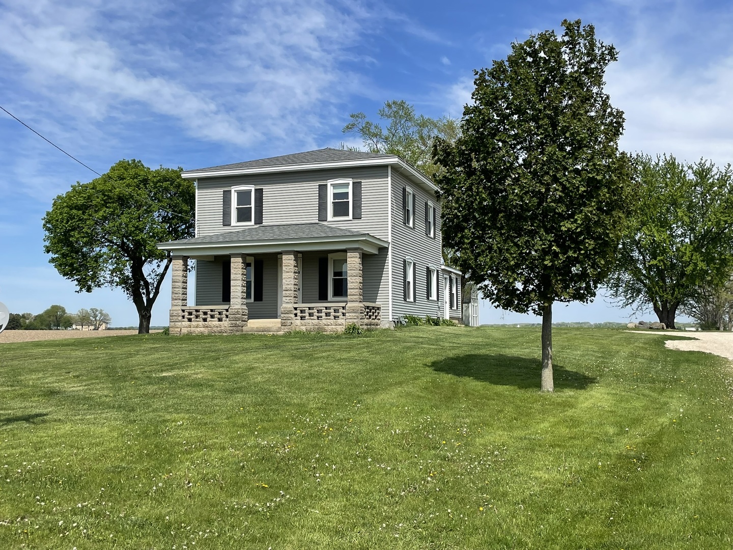 6808 S Oak Grove Road Property Photo 1