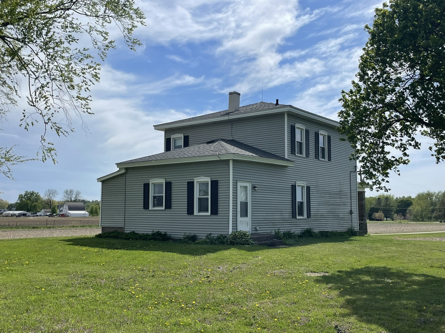 6808 S Oak Grove Road Property Photo 6
