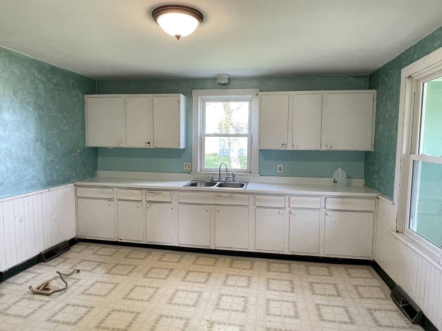 6808 S Oak Grove Road Property Photo 8