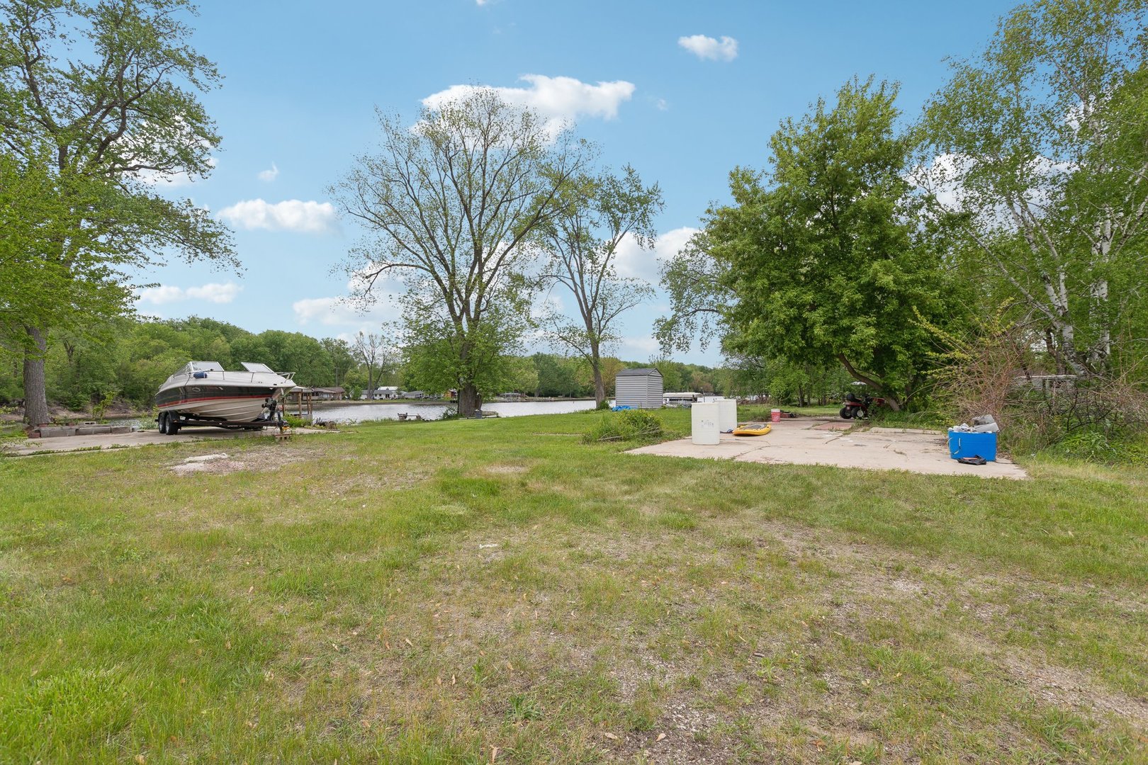2418 Colby Drive Property Photo 3