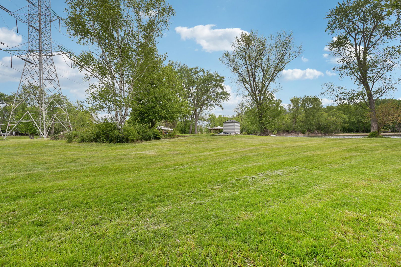2418 Colby Drive Property Photo 9