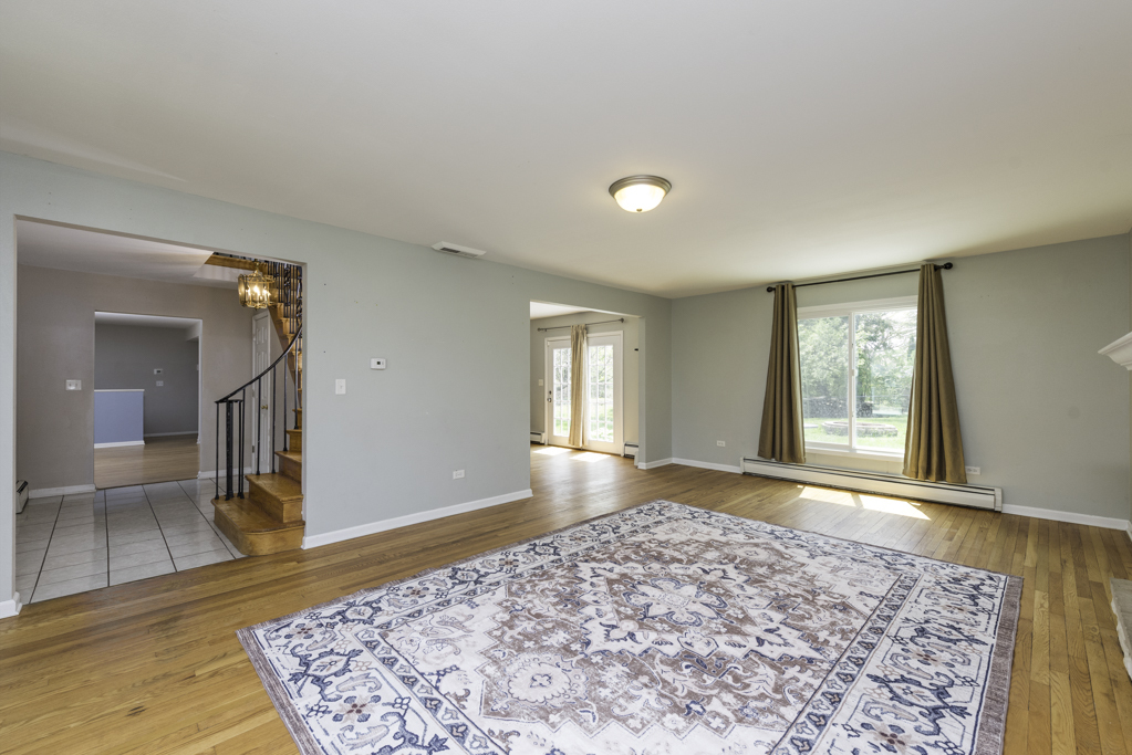 818 Geddes Court Property Photo 4