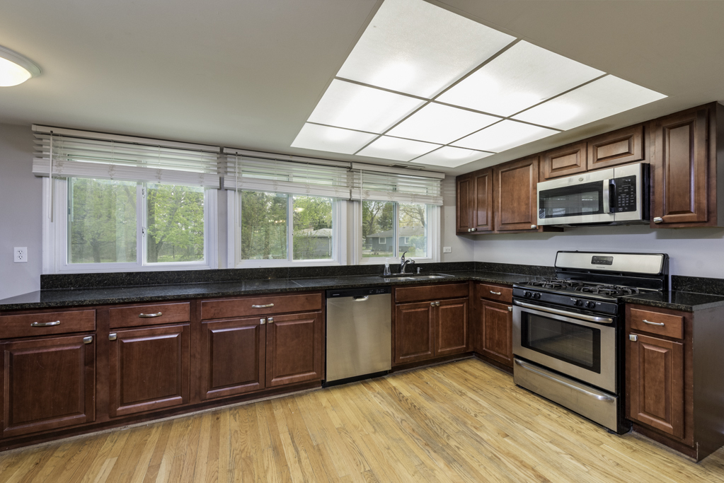 818 Geddes Court Property Photo 11