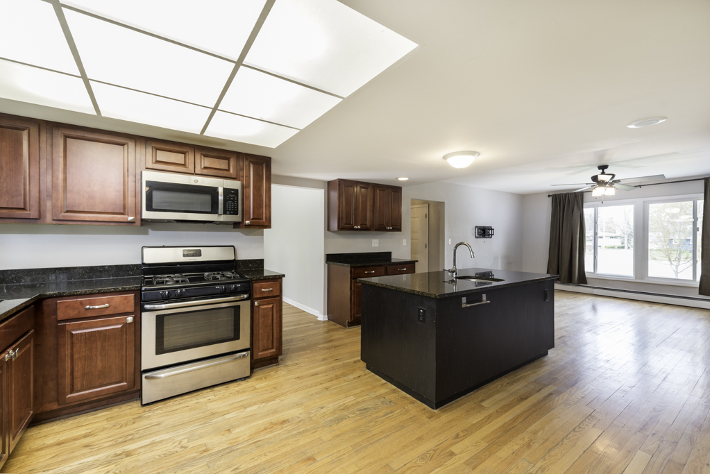 818 Geddes Court Property Photo 12
