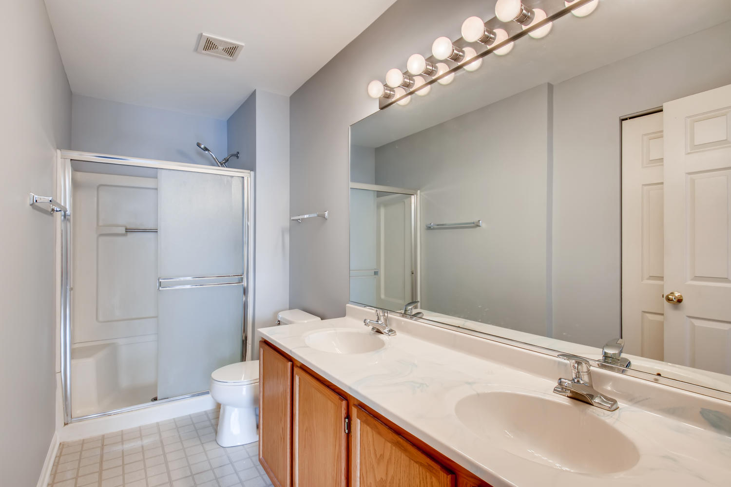 1125 N Red Oak Circle 3 Property Photo 8