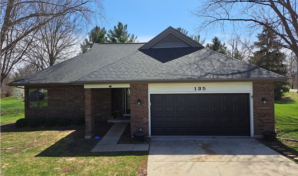 135 Thornhill Farm Lane Property Photo 1