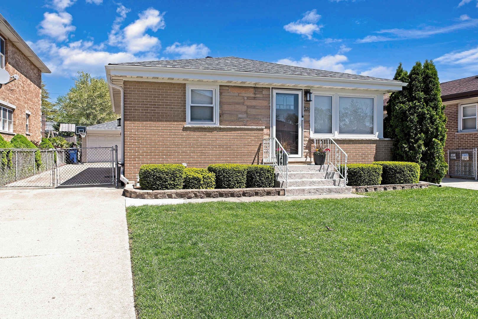 4937 N Opal Avenue Property Photo