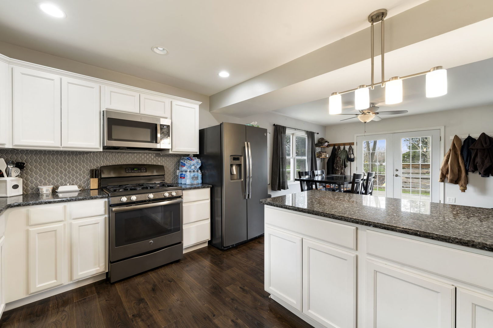 16040 Lockwood Avenue Property Photo 22