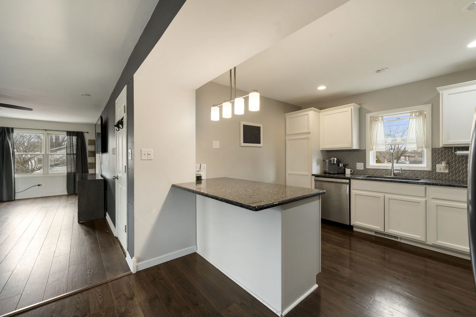 16040 Lockwood Avenue Property Photo 24