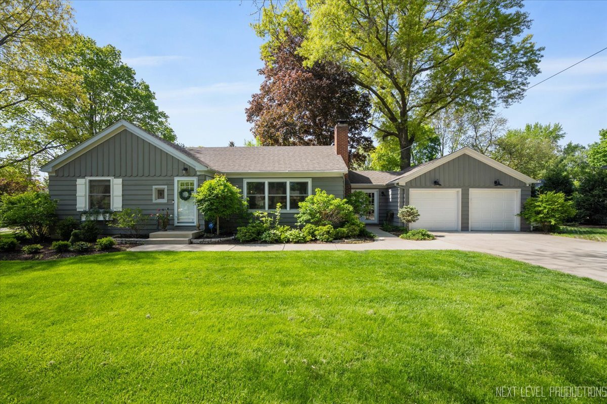 708 Center Street Property Photo