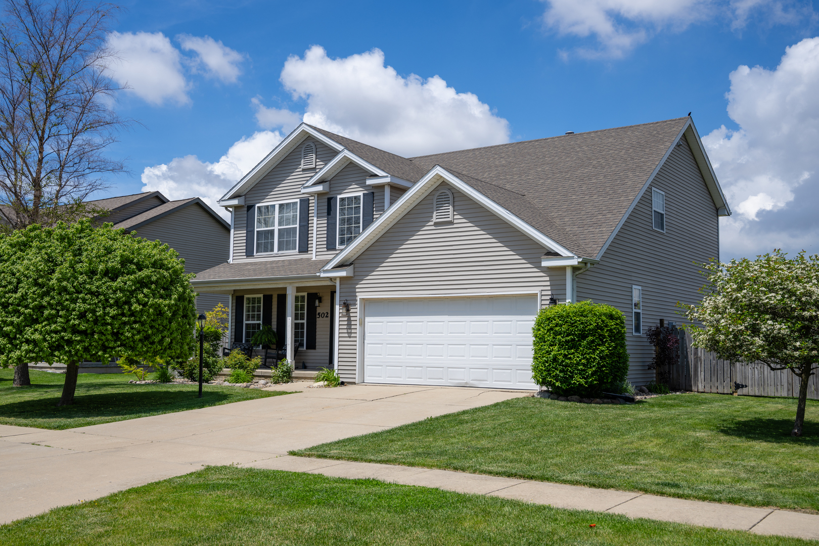 502 Deerpath Street Property Photo 1