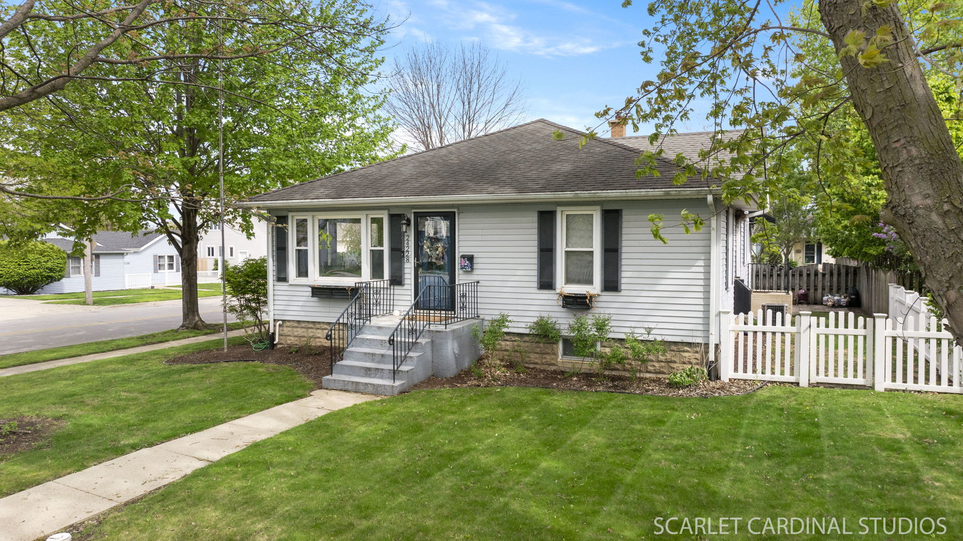 24228 W Ottawa Street Property Photo