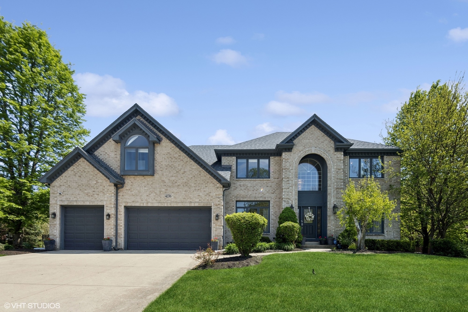 4276 Colton Circle Property Photo