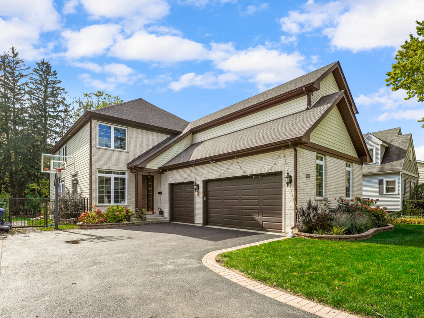 1327 Greenwood Avenue Property Photo