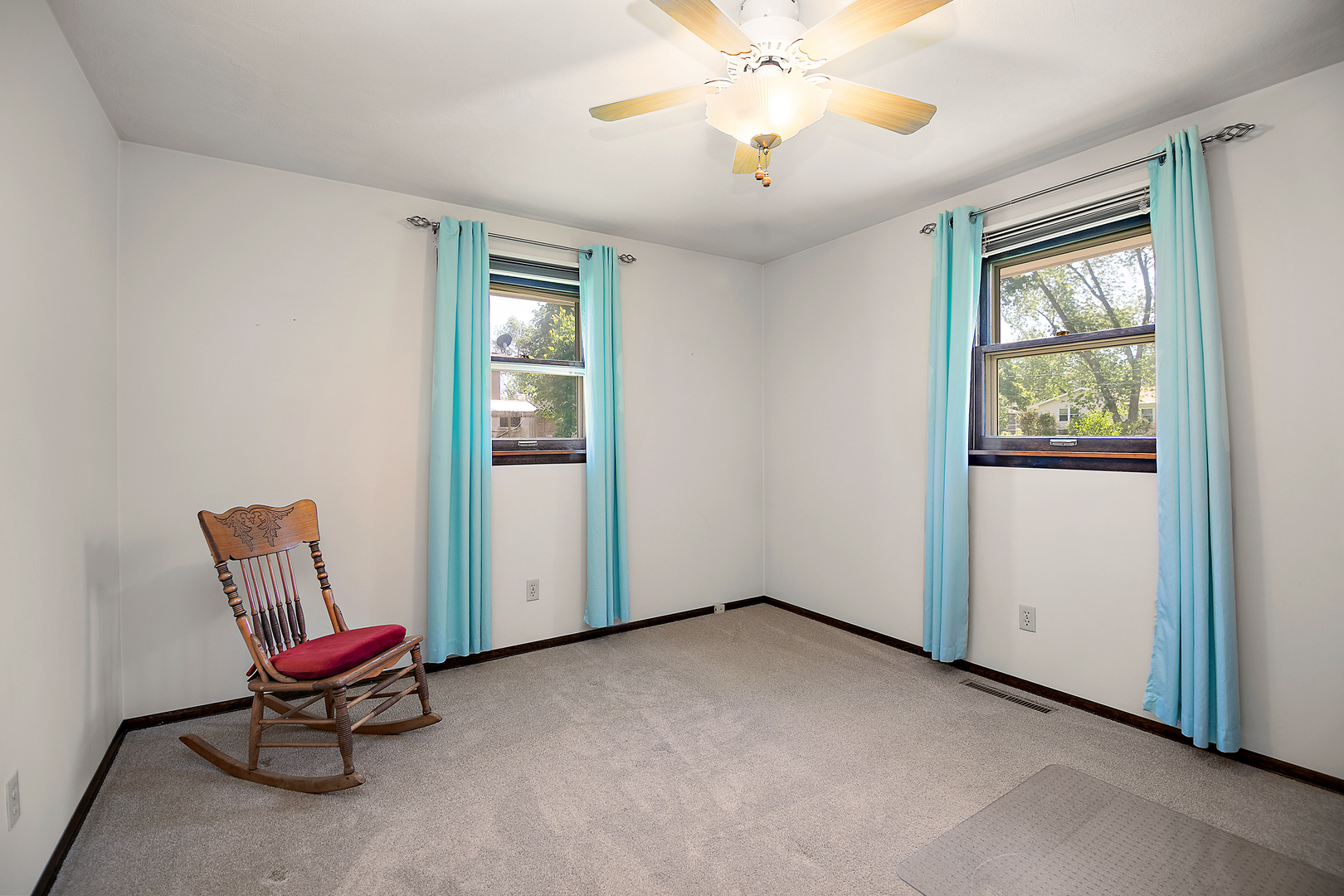 1416 N Samara Ave Property Photo 16