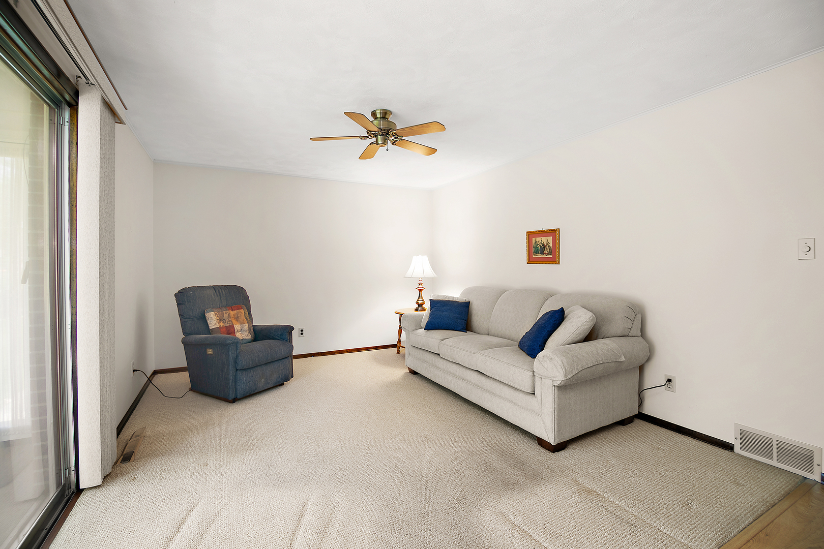 1416 N Samara Ave Property Photo 17