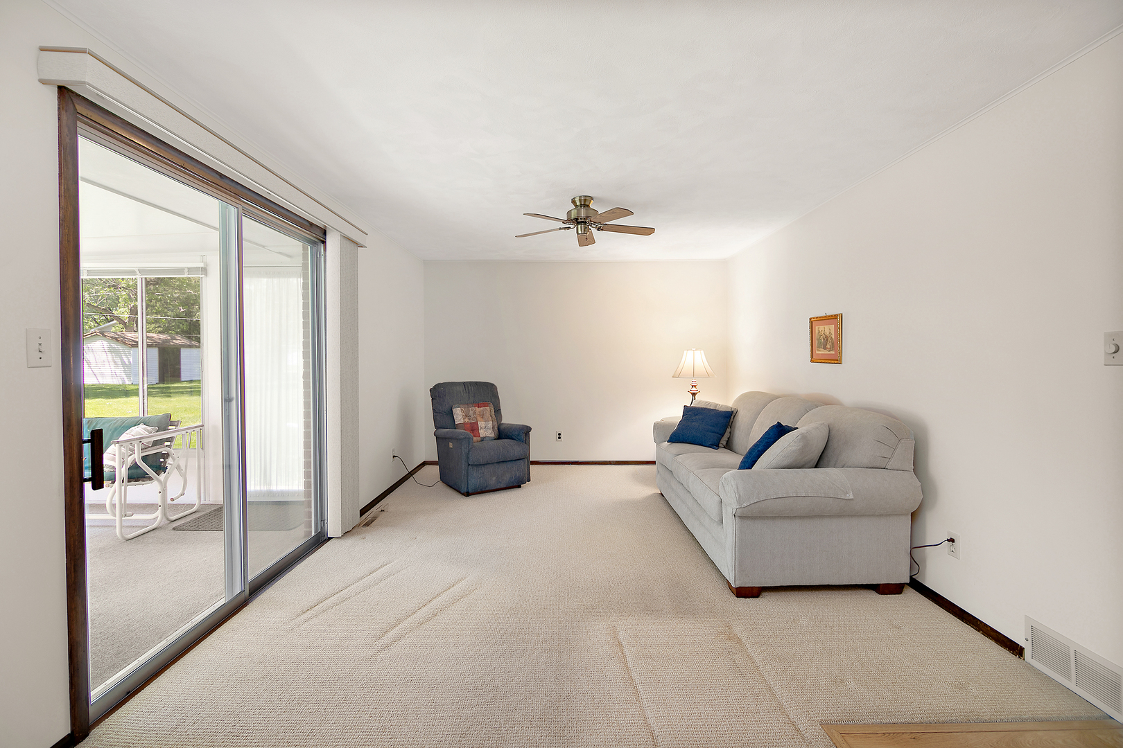 1416 N Samara Ave Property Photo 19