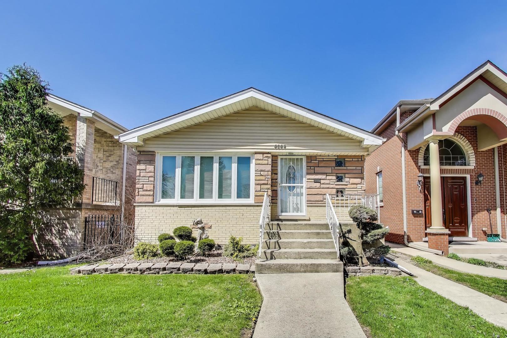 4044 N Overhill Avenue Property Photo