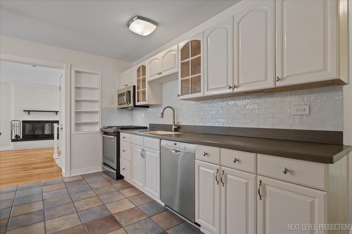 230 Elmwood Drive Property Photo 13