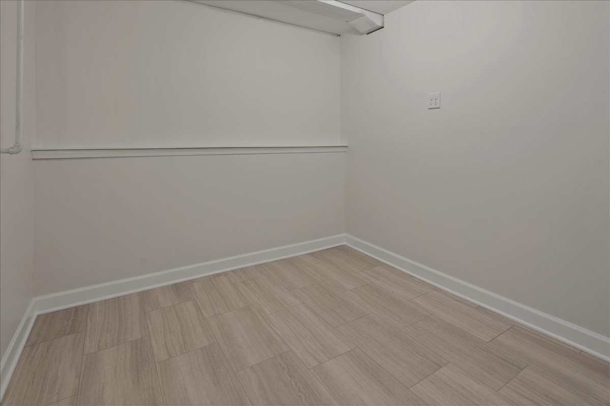 230 Elmwood Drive Property Photo 33