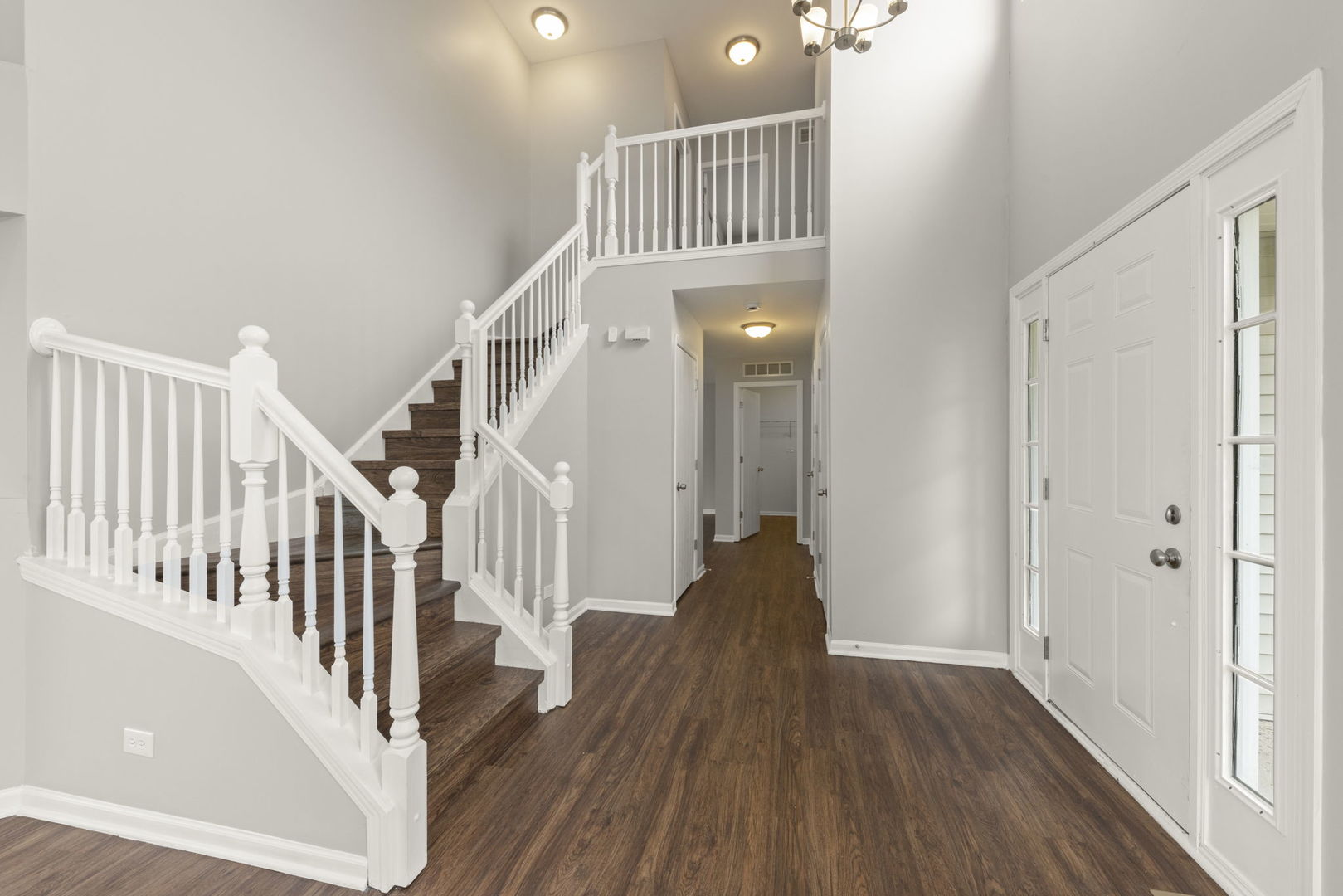 6710 Sahara Drive Property Photo 4