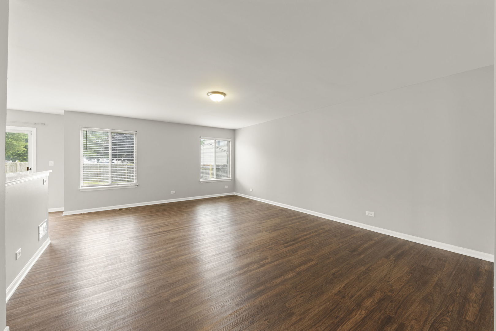 6710 Sahara Drive Property Photo 12