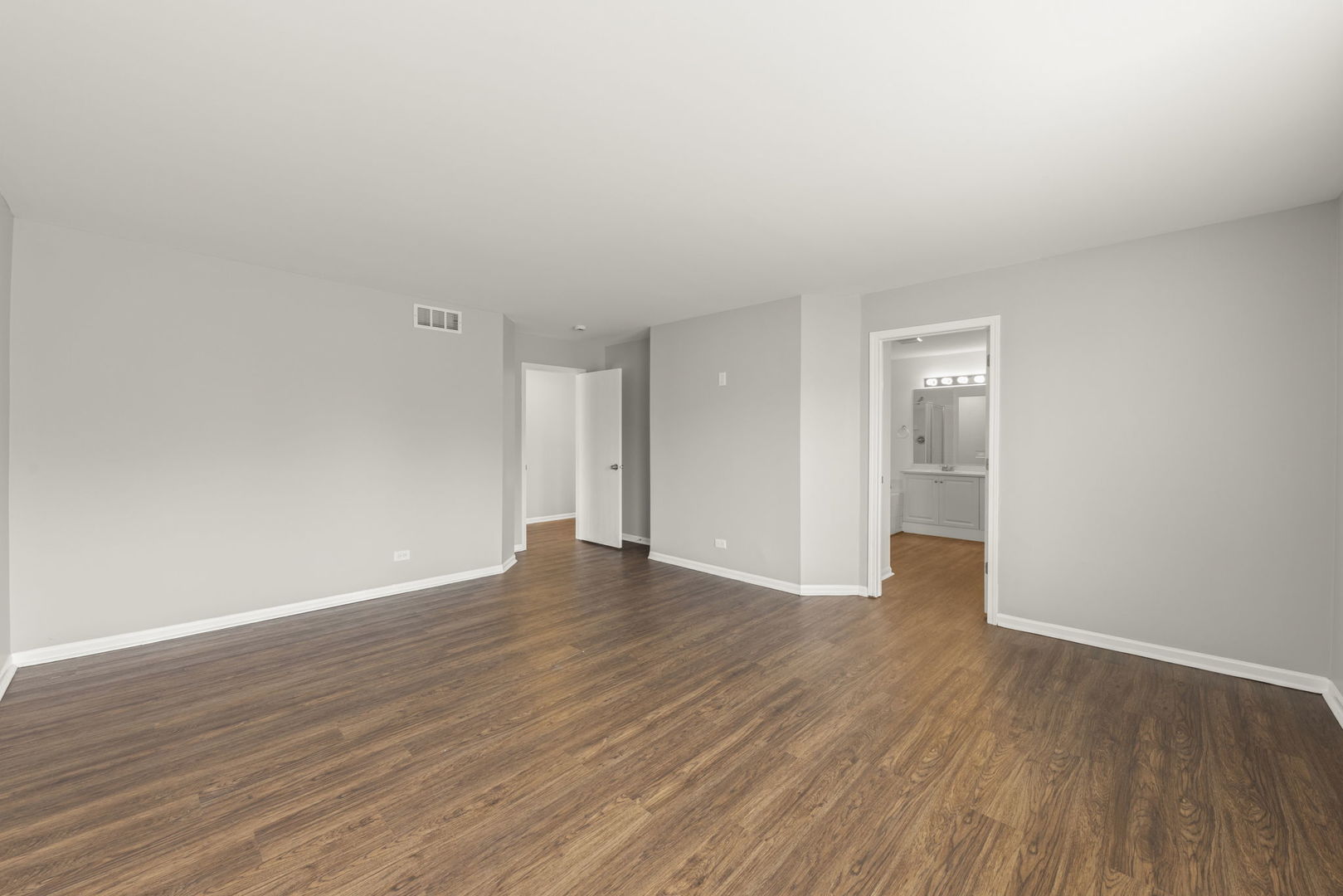 6710 Sahara Drive Property Photo 16