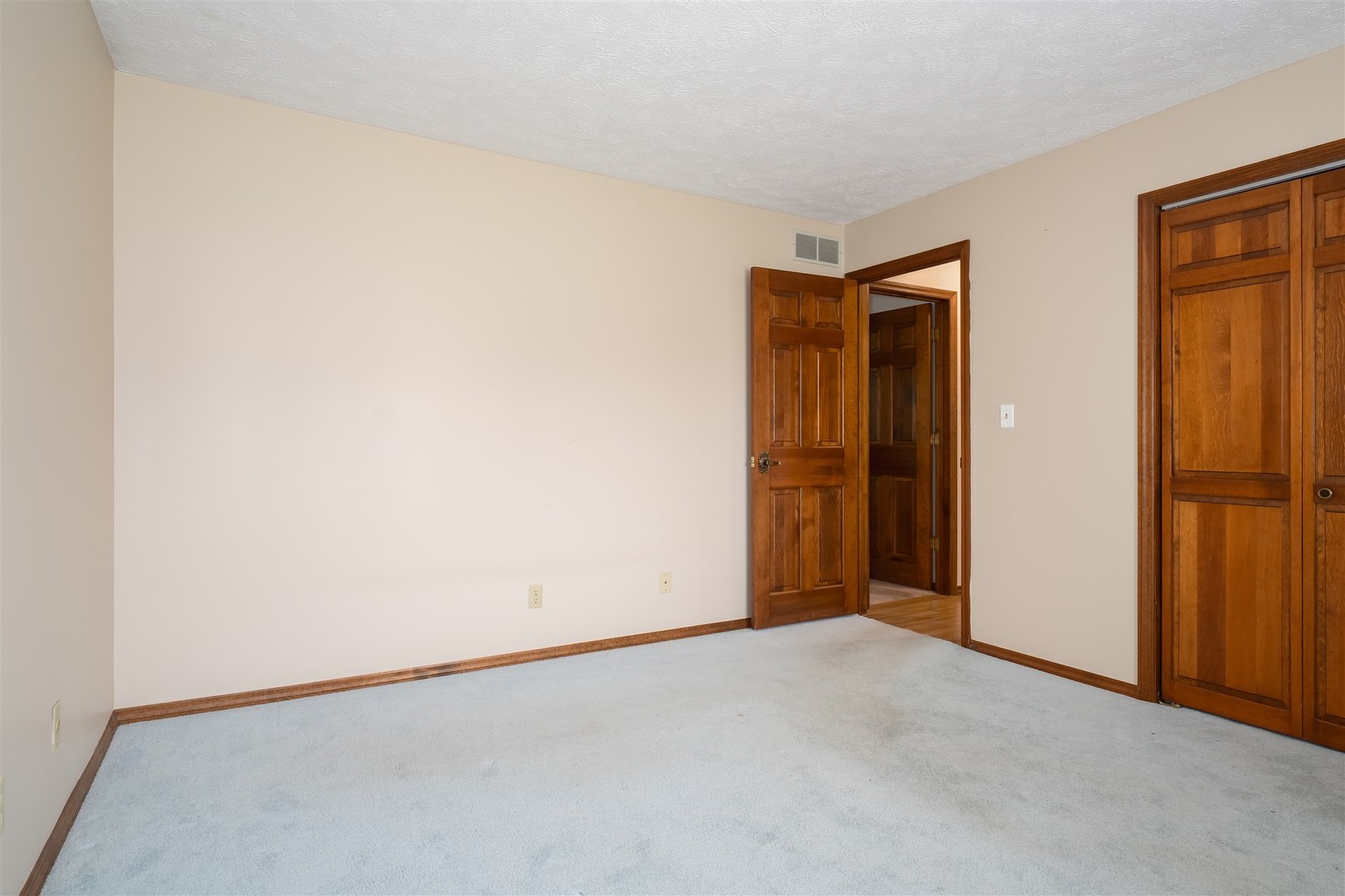 201 Carol Ct Property Photo 18