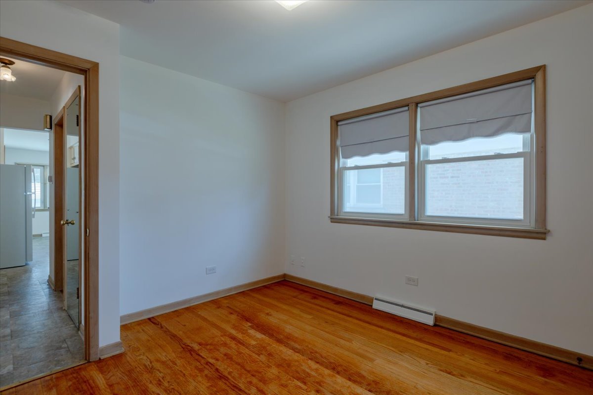 4717 N Newcastle Avenue Property Photo 12