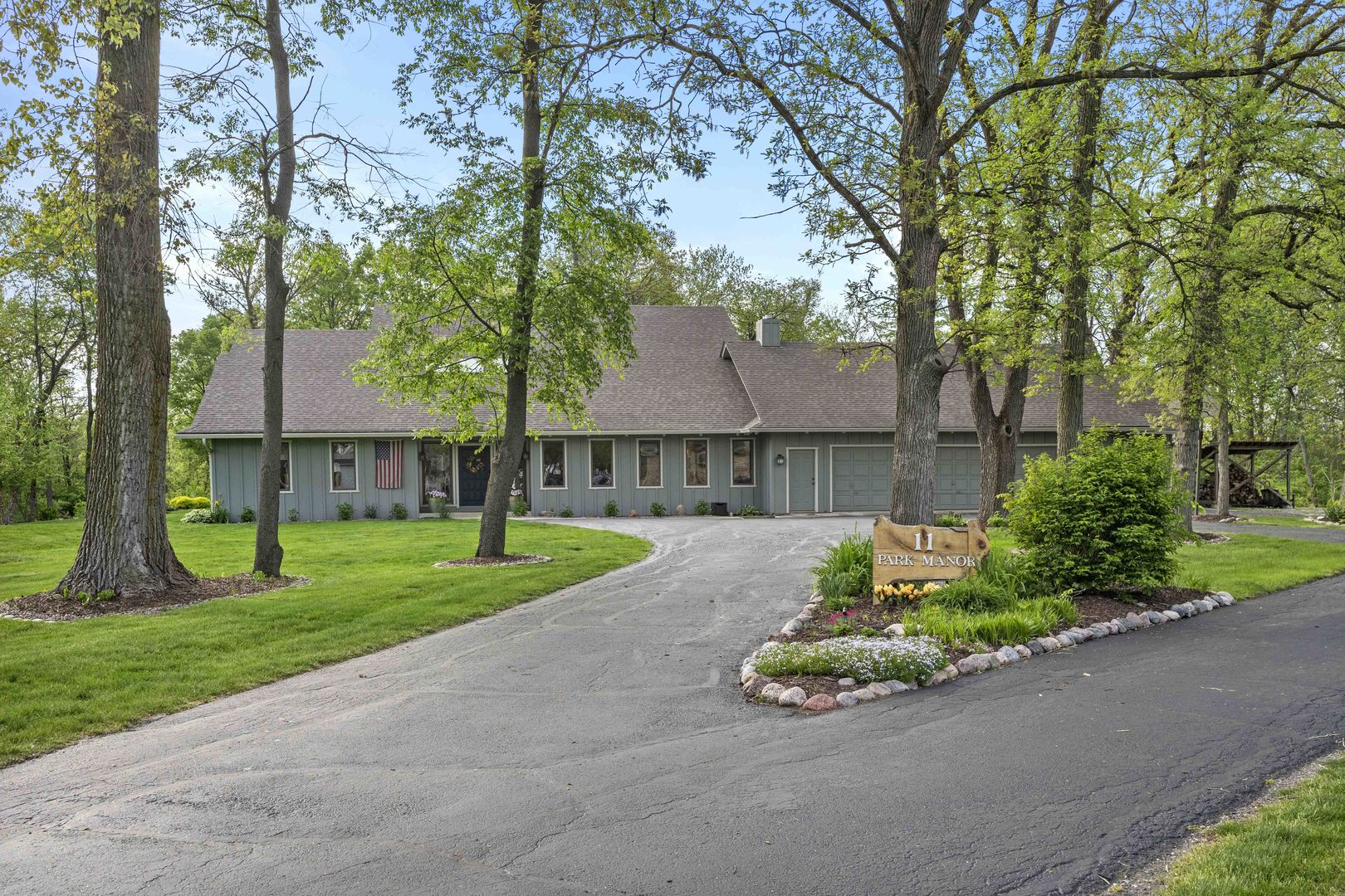 11 Park Manor Drive Property Photo